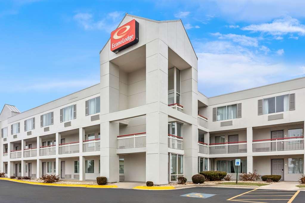 Econo Lodge Willowbrook Esterno foto