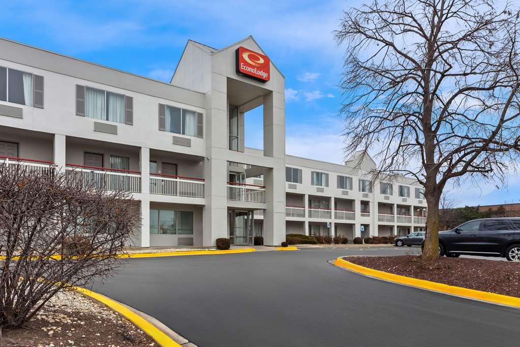Econo Lodge Willowbrook Esterno foto